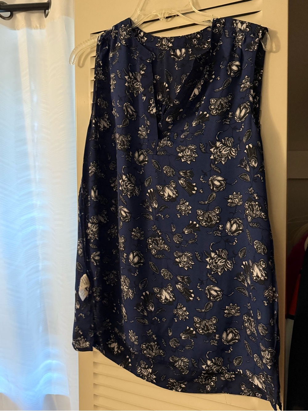 Chaus Blue Floral Sleeveless Top